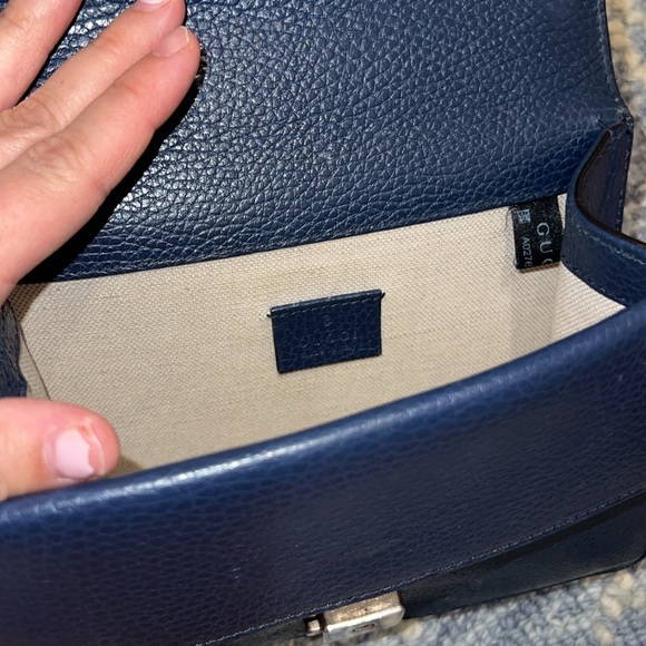 Authentic Mini navy Dionysus Gucci bag (missing one crystal) originally $2300) - Picture 2 of 3